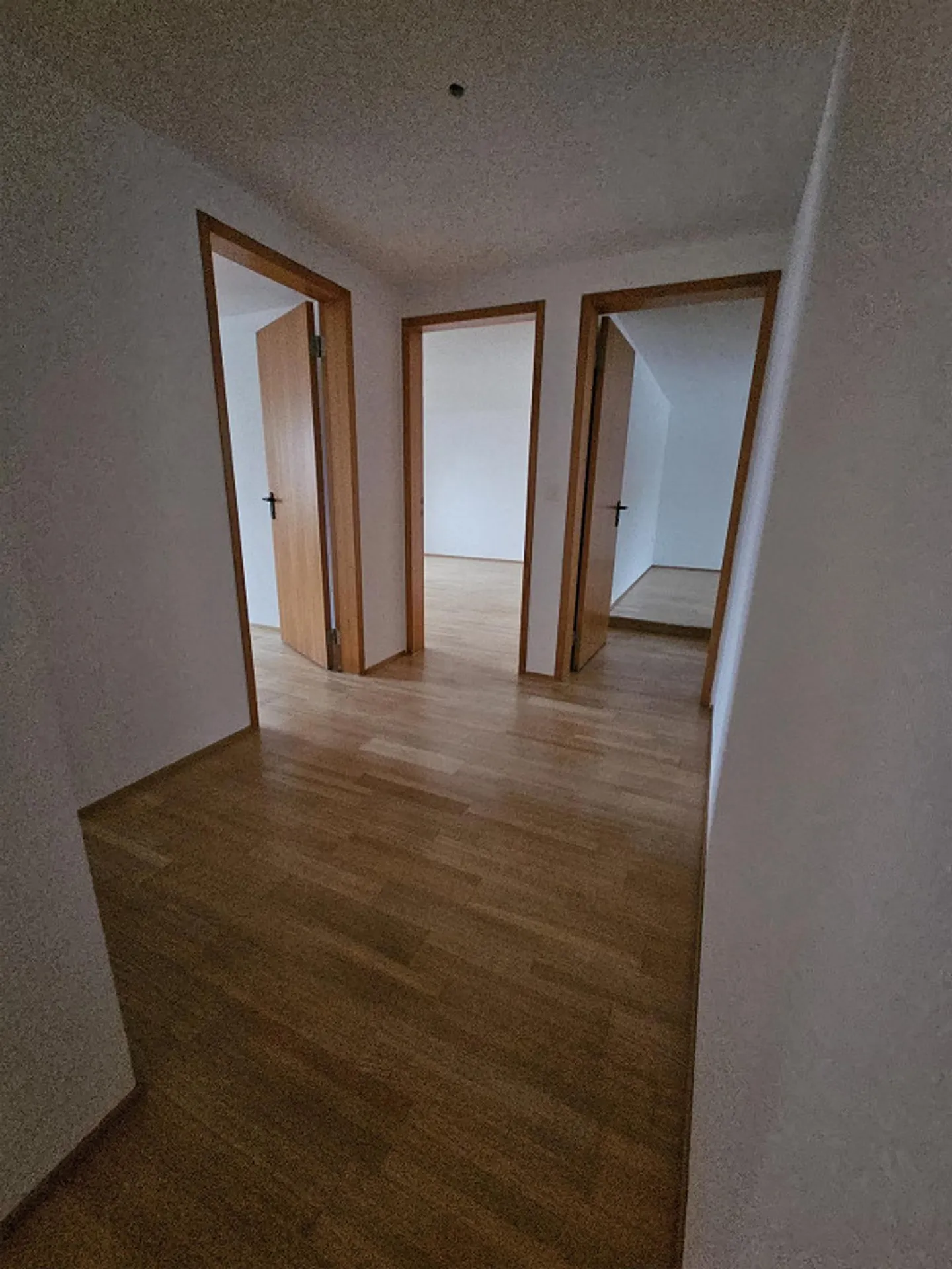 Attractive, above the town - Photo 5 of 8