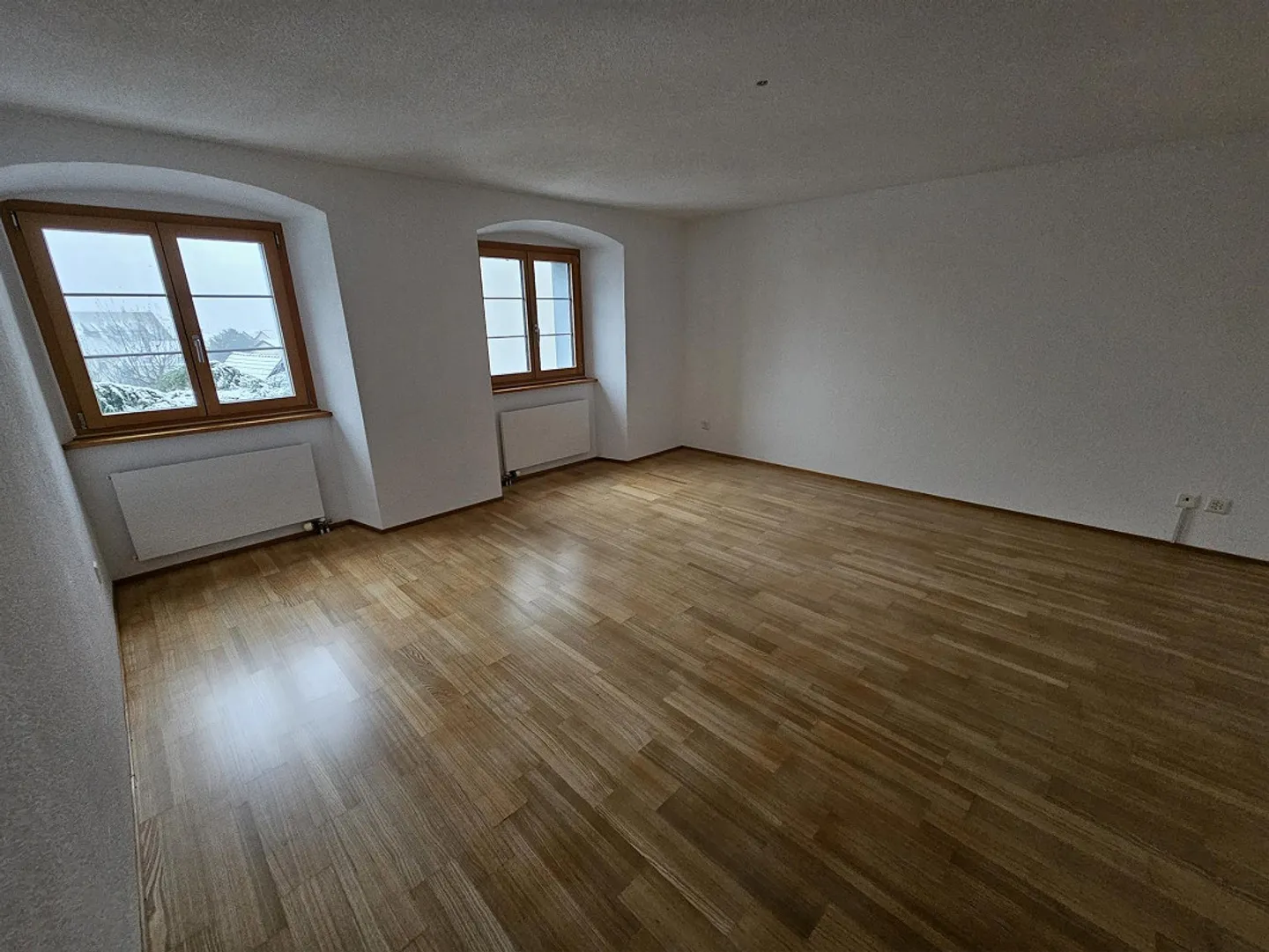 Attractive, above the town - Photo 8 of 8