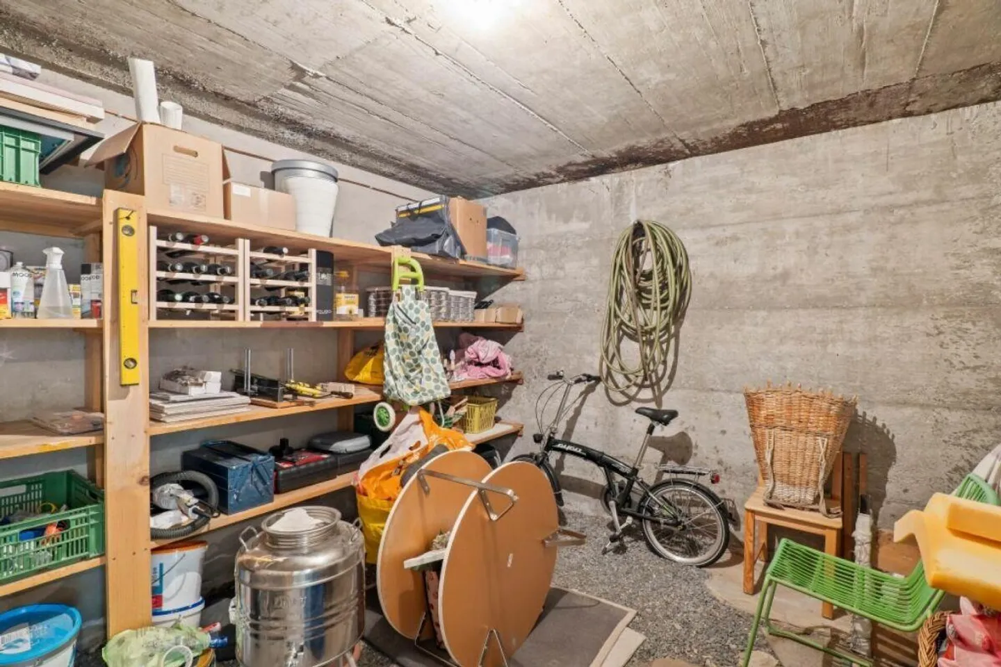 Offre exceptionnelle ! Chalet - Maison résidentielle avec terrain à bâtir - Photo 27 sur 30