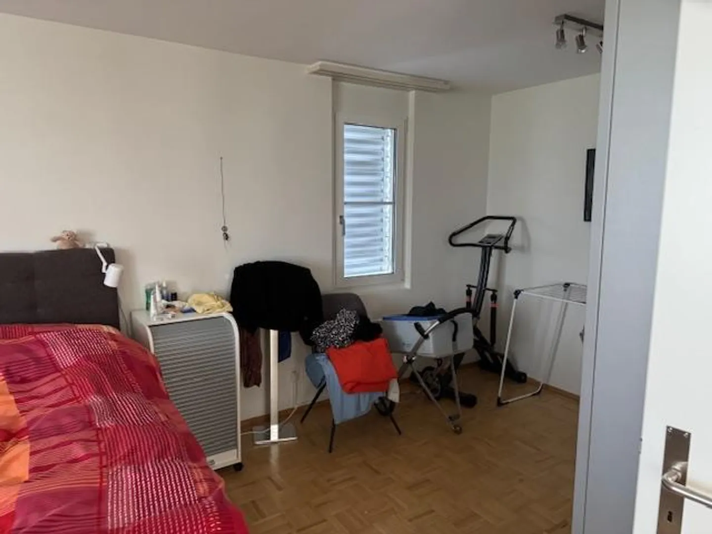 Appartamento 2,5 locali (58m2) nel verde con terrazza e giardino d'inverno - Foto 11 di 13