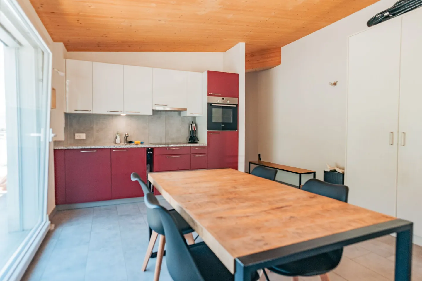 Charmant Appartement en Attique à Fully - Photo 9 sur 13