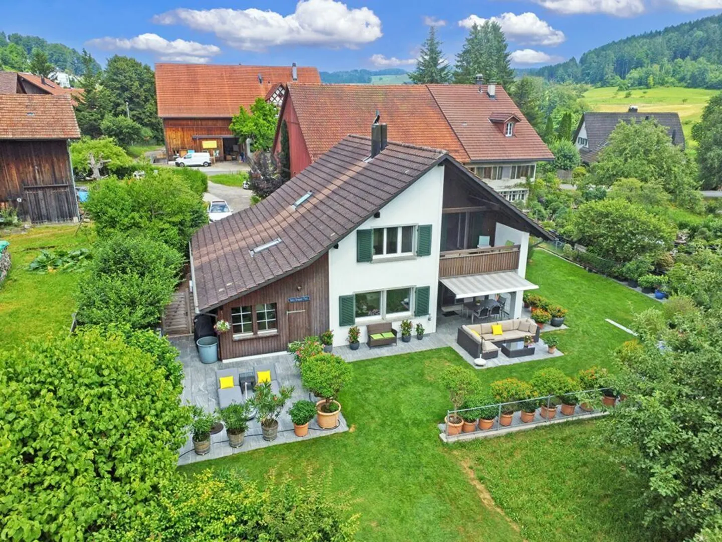 Gepflegtes 5.5-Zimmer EFH mit Gartenparadies - Photo 15 of 23