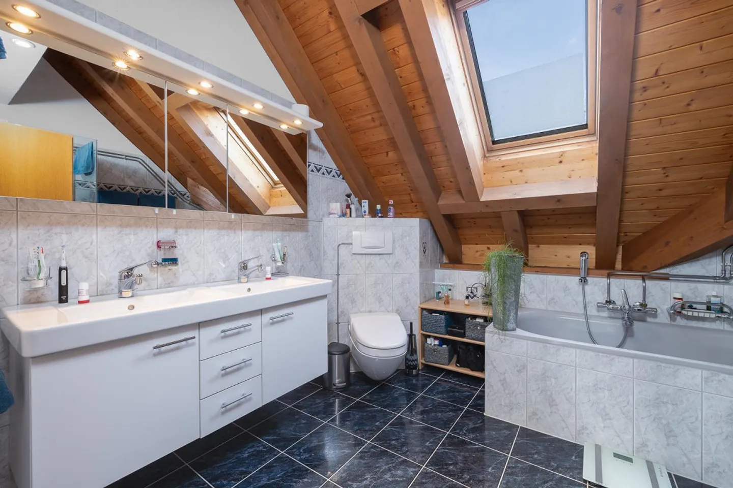 Vivere generosamente in una posizione soleggiata - Foto 5 di 11