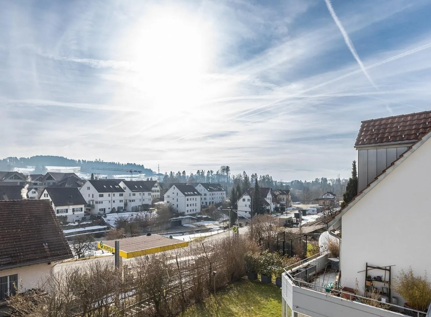 Vivere generosamente in una posizione soleggiata - Foto 9 di 11