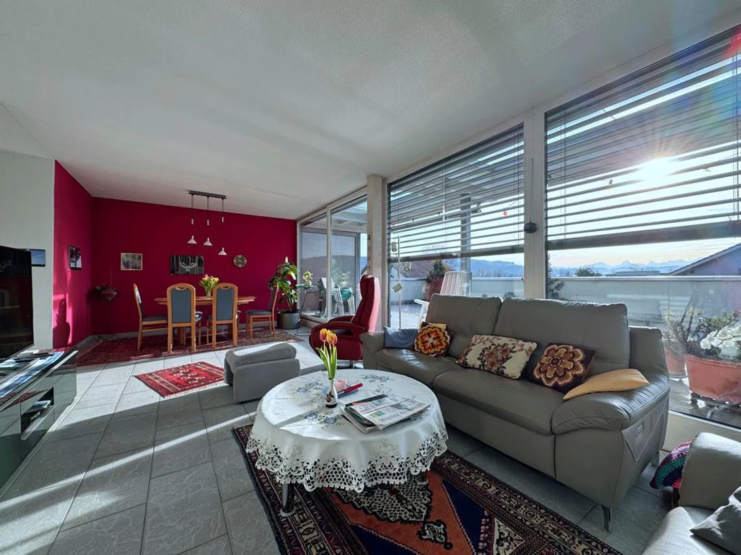 Appartamento attico esclusivo con terrazza da sogno a Burgdorf - Foto 2 di 13