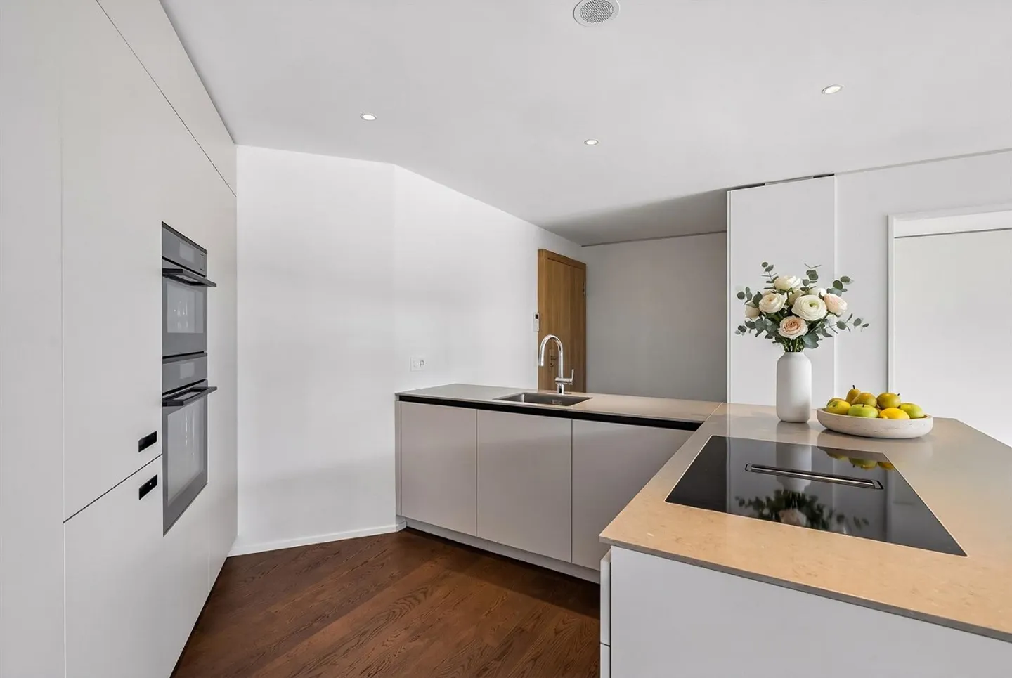 29. Etage, Südseite „Lassen Sie den Blick schweifen“ - Foto 7 di 12