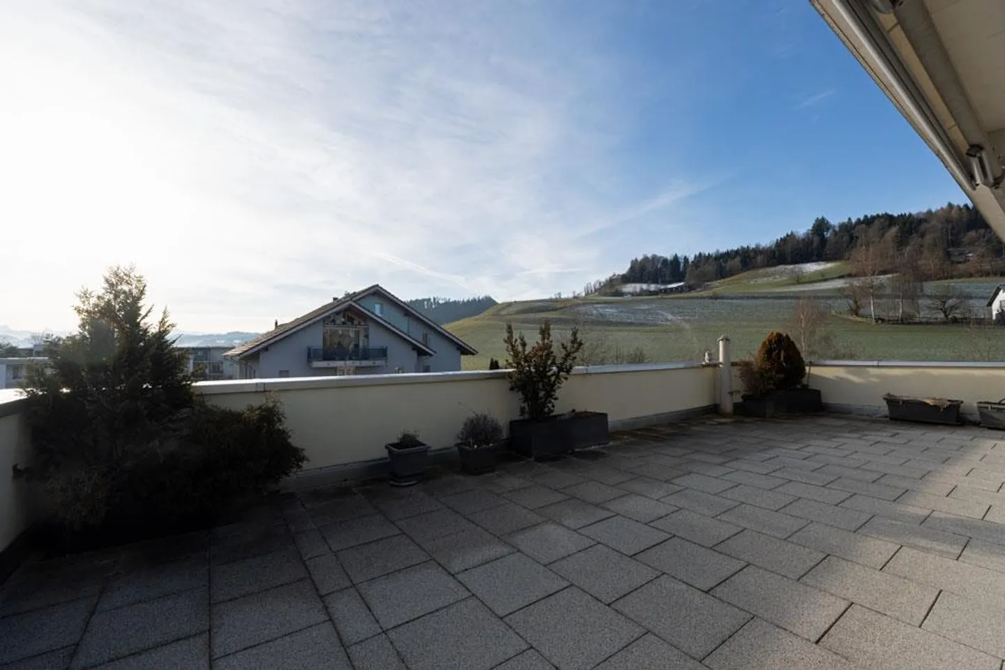 Appartamento attico esclusivo con terrazza da sogno a Burgdorf - Foto 5 di 13