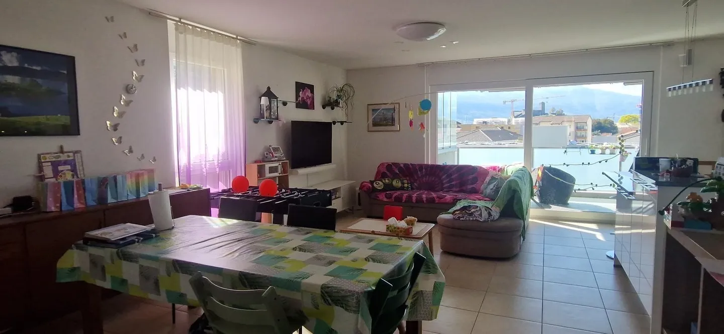 Appartement moderne de 4,5 pièces avec vue sur les châteaux de Bellinzone - Photo 5 sur 9