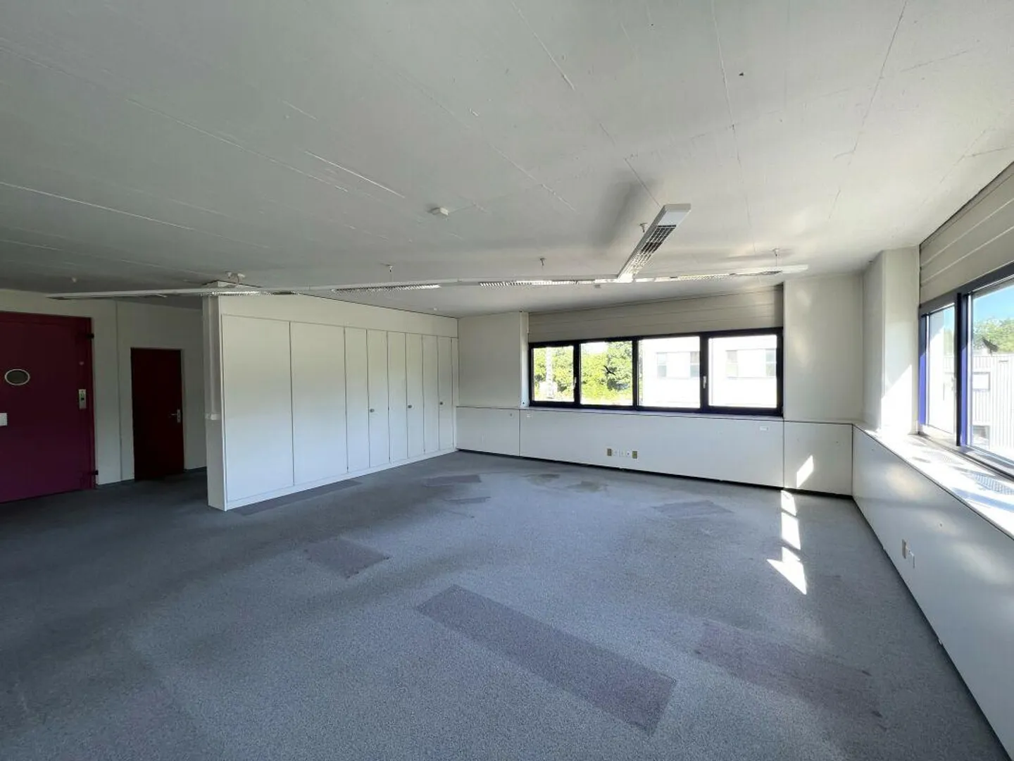 Espace commercial attrayant de 200m2 à 1'240m2 - Photo 3 sur 13