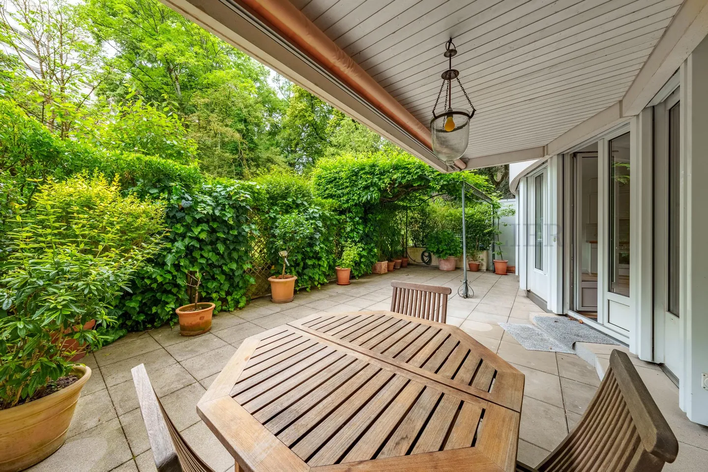 Charming Ground-Floor Apartment - Photo 1 of 11