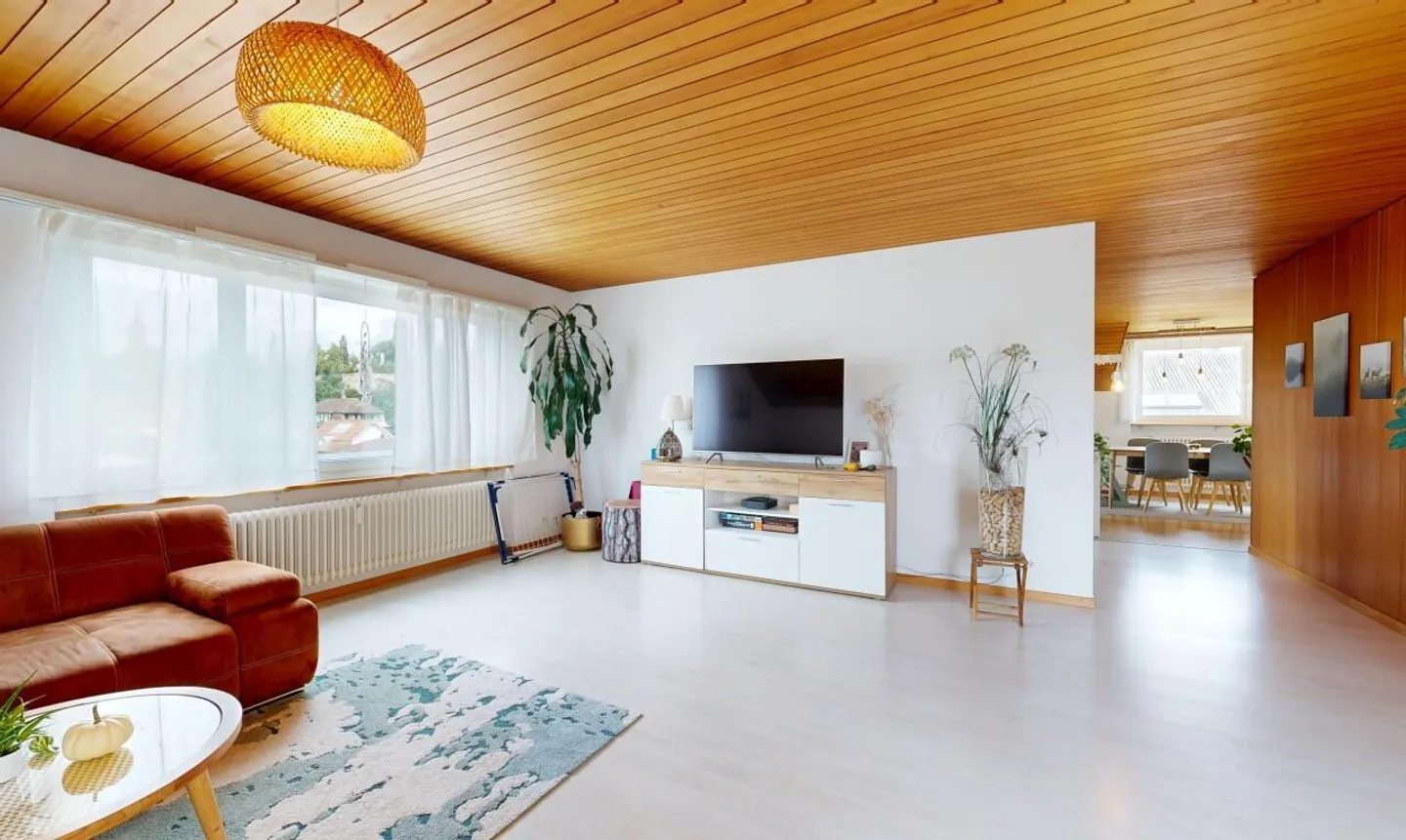 Appartement sous les combles lumineux dans un emplacement familial - proche du centre et calme - Photo 3 sur 11