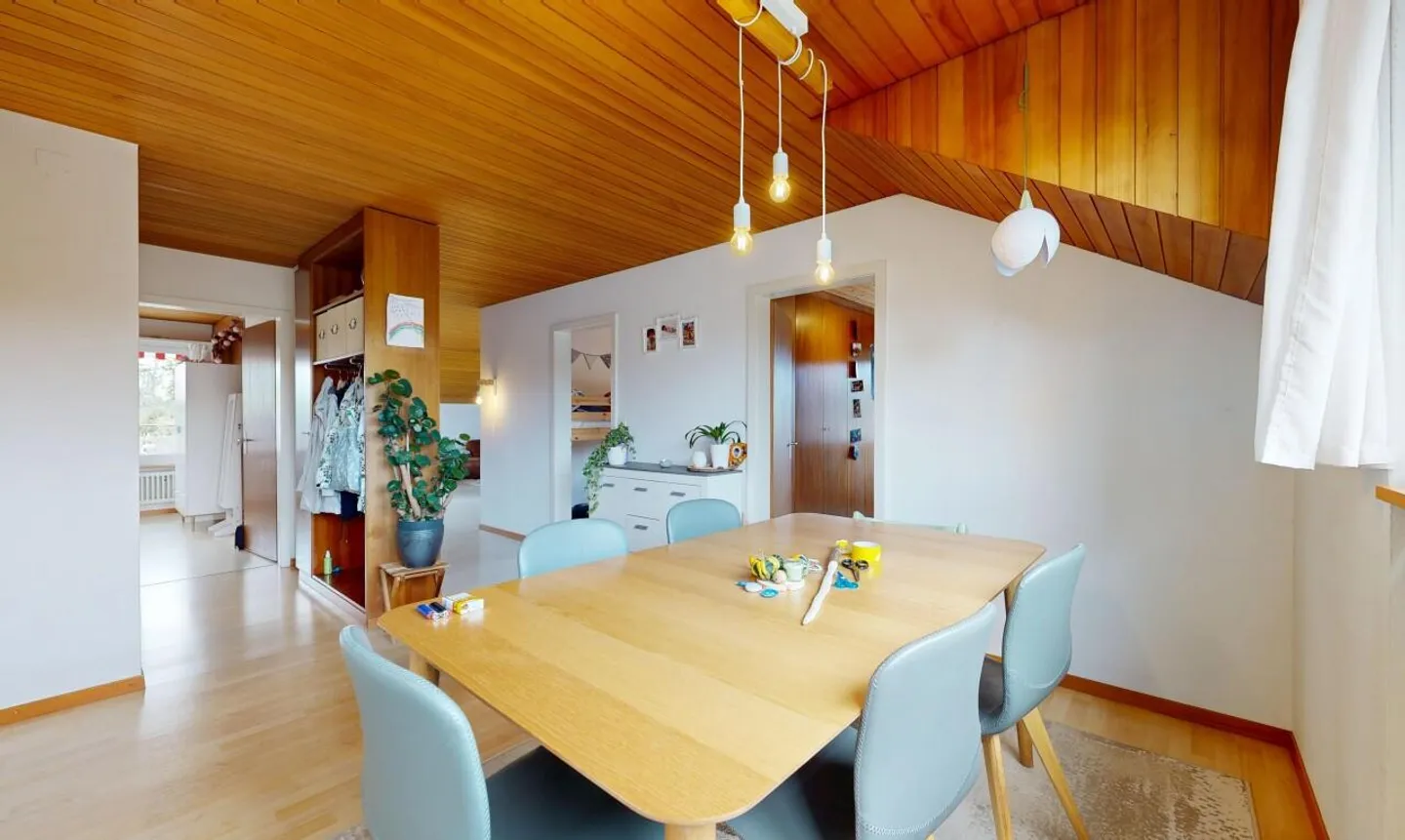 Appartement sous les combles lumineux dans un emplacement familial - proche du centre et calme - Photo 4 sur 11