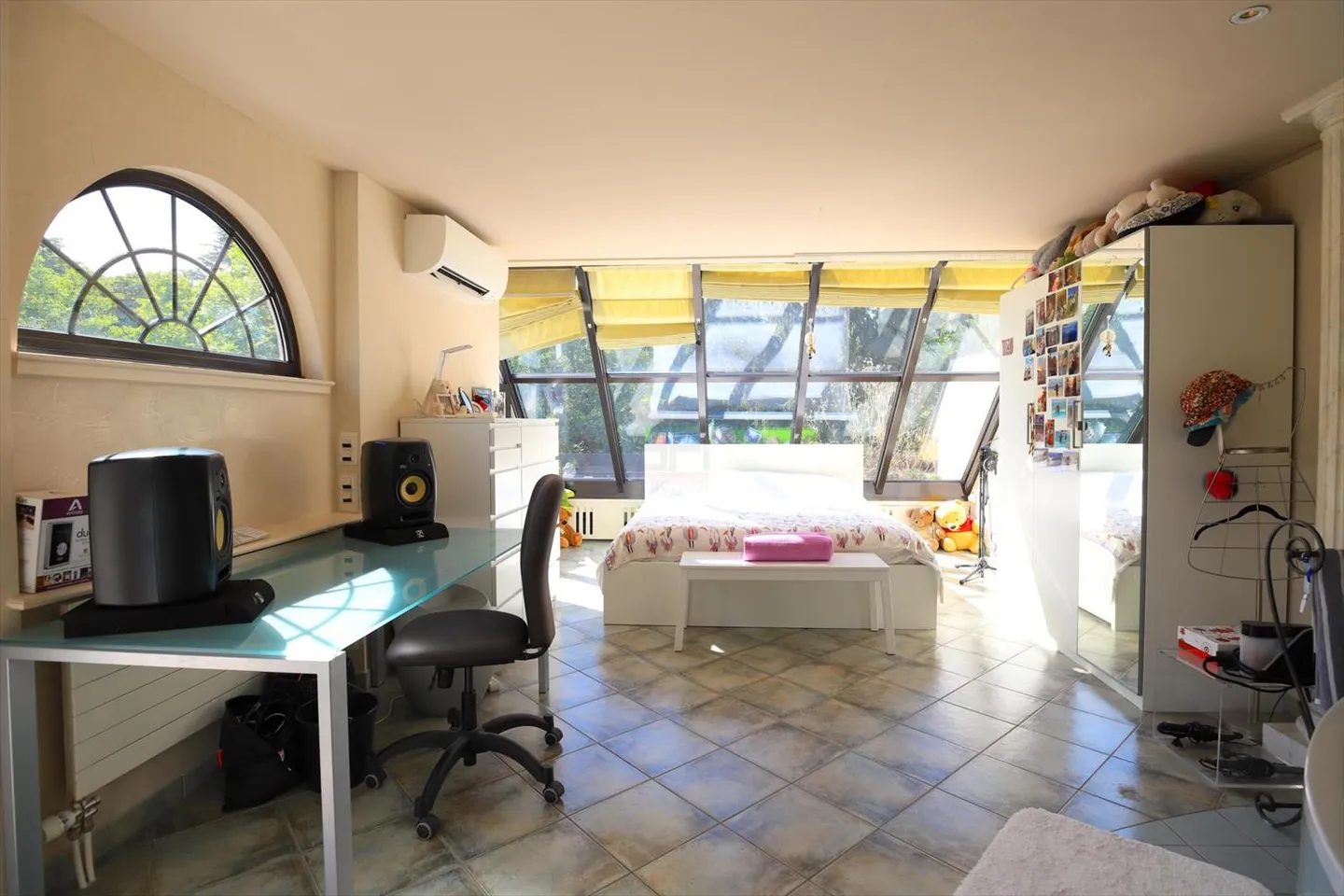 Sublime Casa a Schiera di Alto Livello con Giardino - Foto 10 di 13