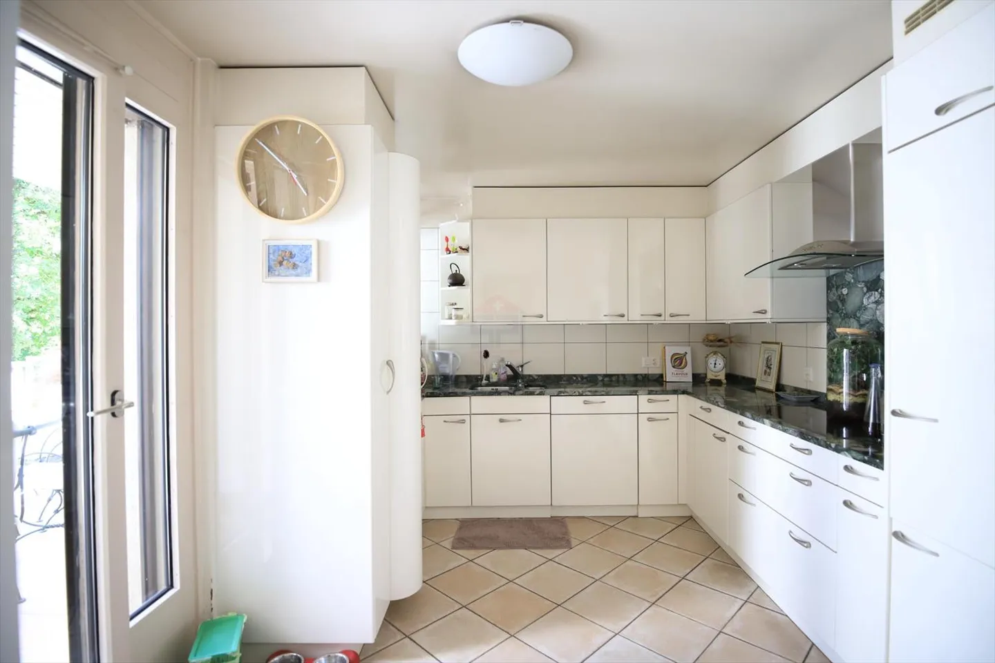 Sublime Casa a Schiera di Alto Livello con Giardino - Foto 11 di 13