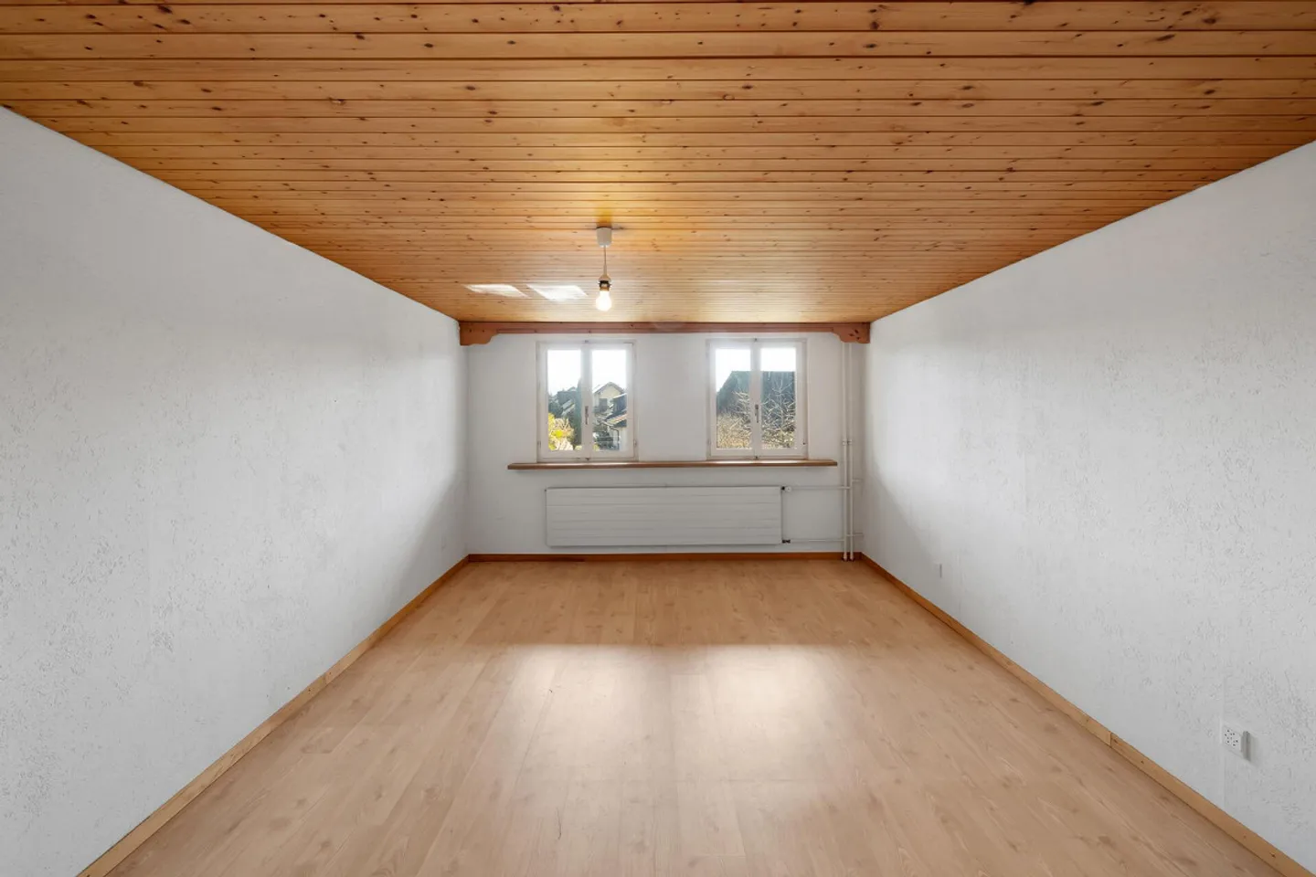 HISTORICAL GEM WITH GREAT DEVELOPMENT POTENTIAL IN PRIME LOCATION - Photo 9 of 39