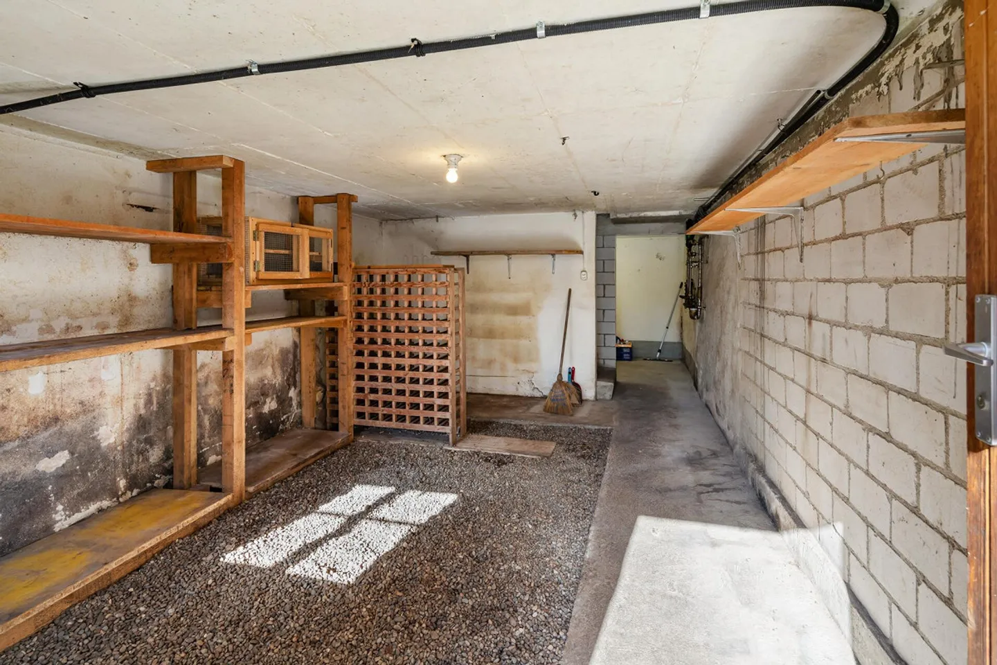 HISTORICAL GEM WITH GREAT DEVELOPMENT POTENTIAL IN PRIME LOCATION - Photo 18 of 39