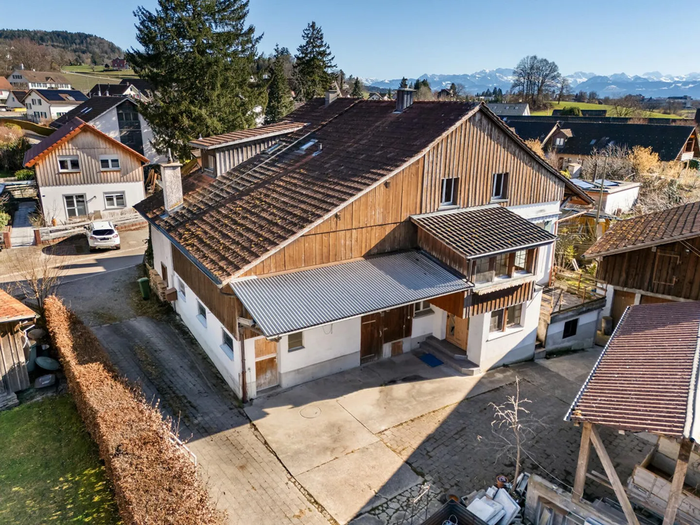 HISTORICAL GEM WITH GREAT DEVELOPMENT POTENTIAL IN PRIME LOCATION - Photo 31 of 39