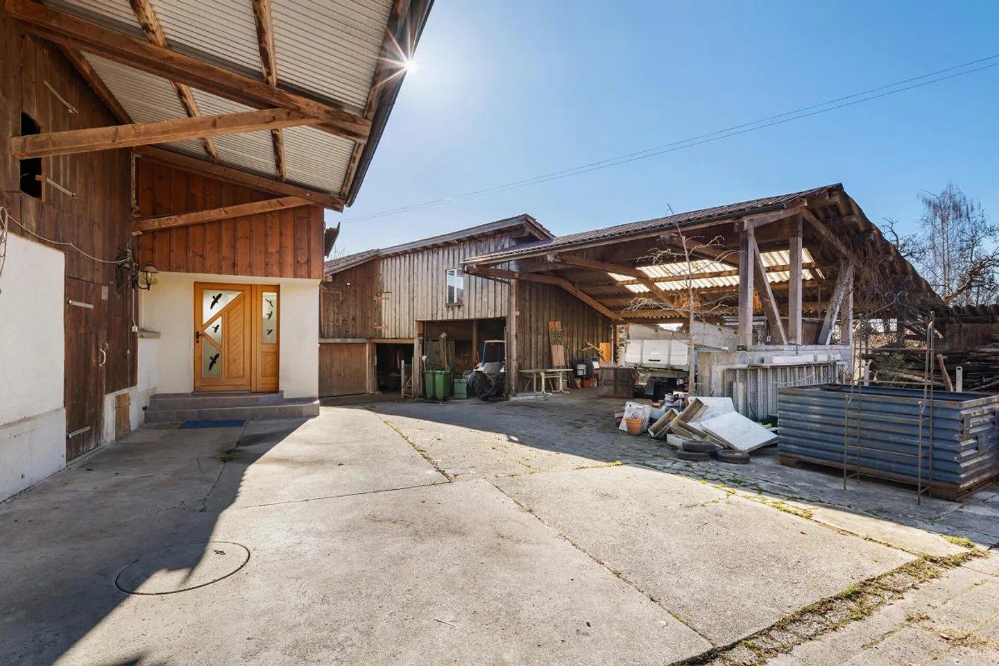 HISTORICAL GEM WITH GREAT DEVELOPMENT POTENTIAL IN PRIME LOCATION - Photo 23 of 39