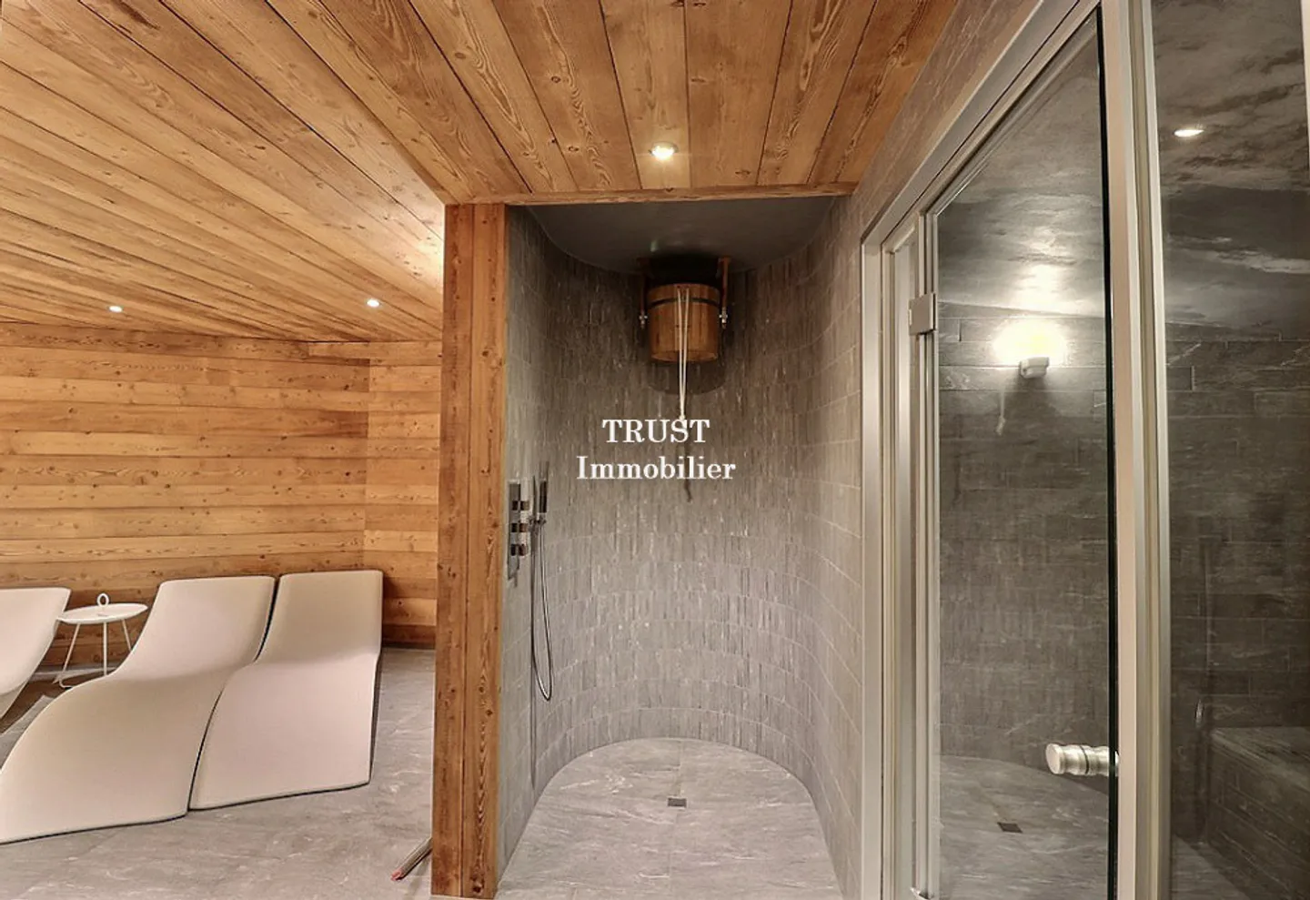 Exceptional apartment in a prestigious residence - Photo 7 of 9