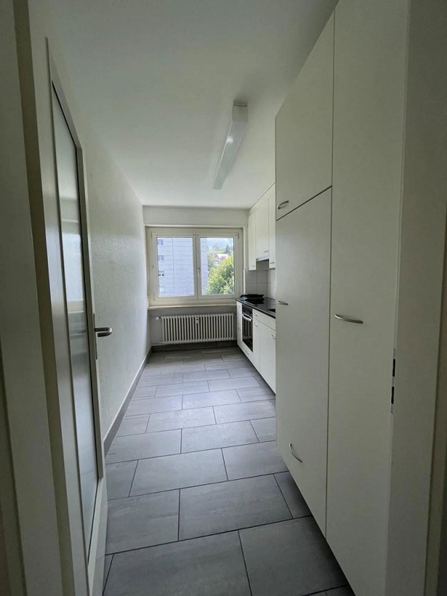 Apartment with Winter Garden in a Well-Maintained Property - Photo 3 of 12