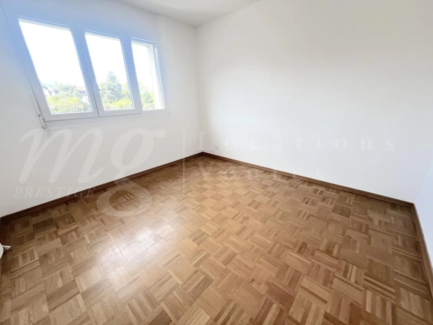 WUNDERSCHÖNES ECK-REIHENHAUS MIT GROSSEM GARTEN - Foto 11 von 13