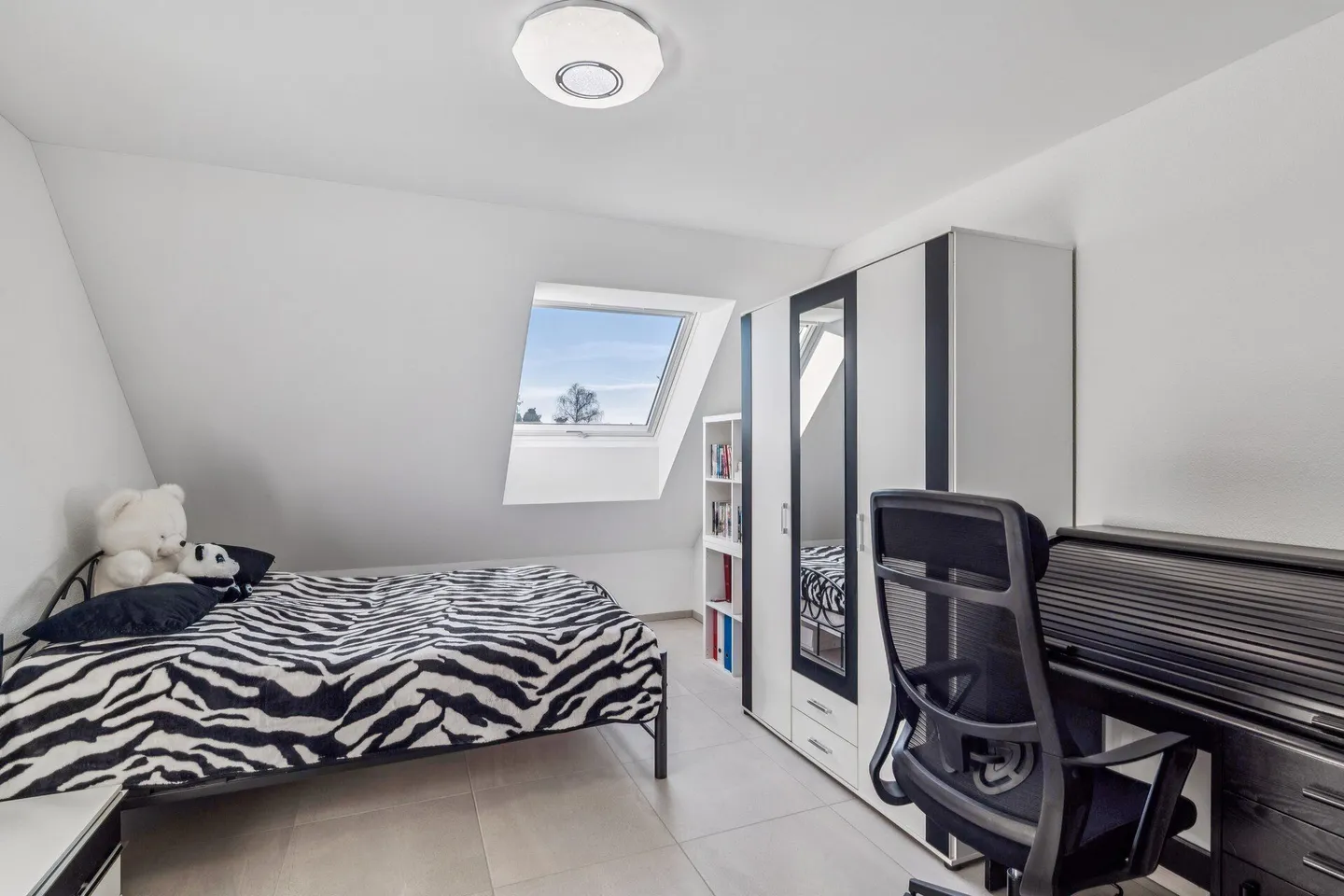 This is your chance, grab it! - Photo 12 of 15