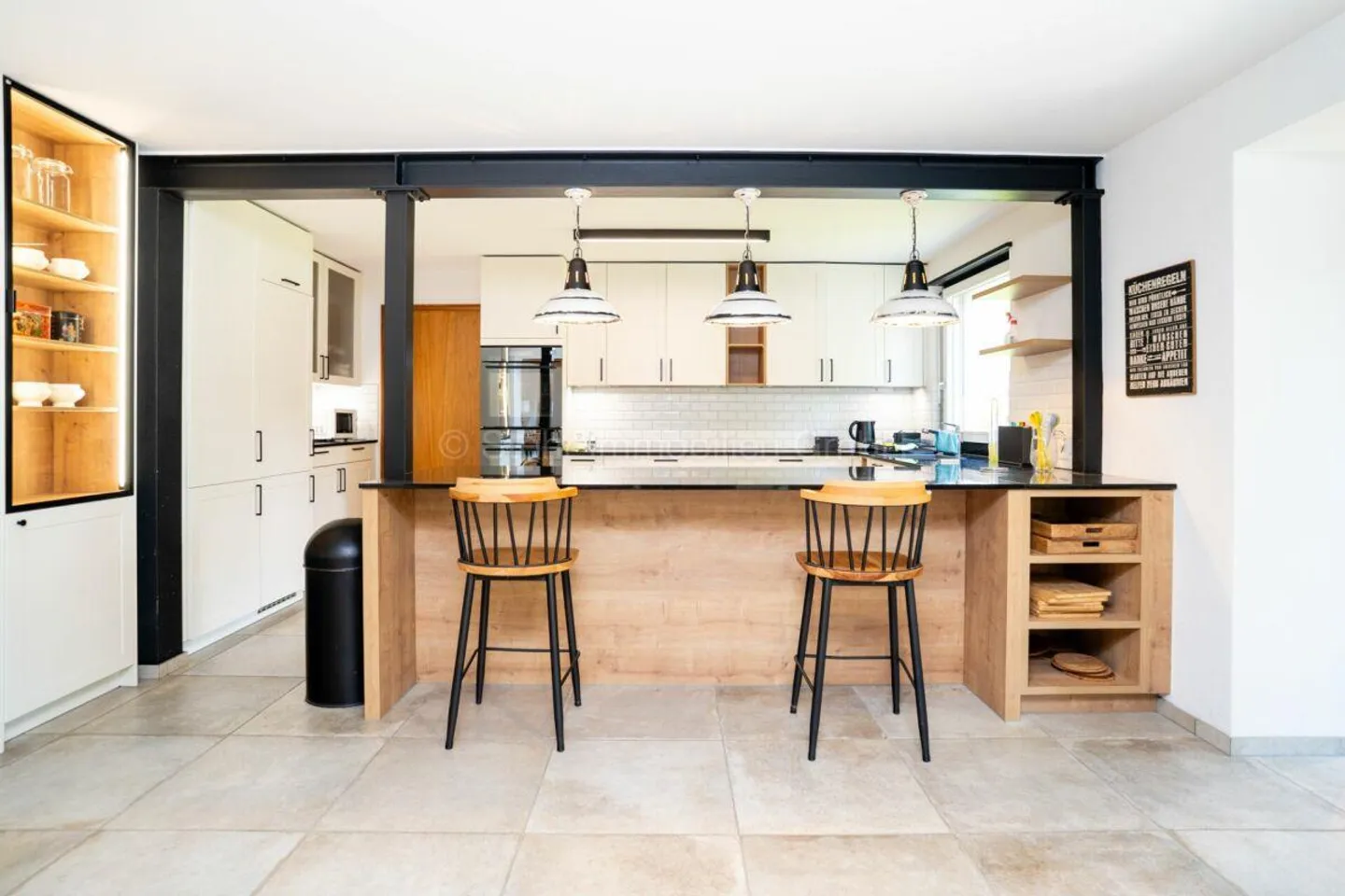 Ampia casa unifamiliare di 10,5 stanze in una posizione tranquilla a Effretikon - Foto 6 di 29