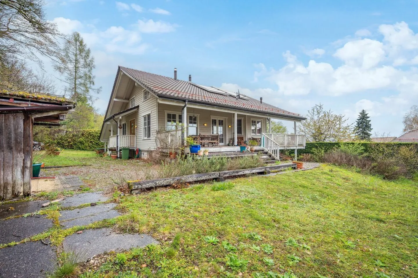 Casa unifamiliare unica in una zona tranquilla - Foto 1 di 10