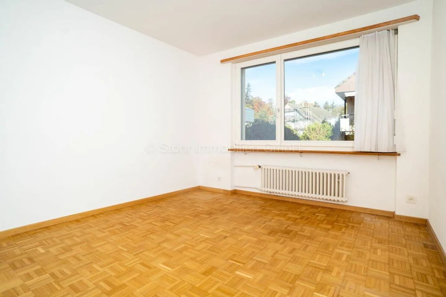 Ampia casa unifamiliare di 10,5 stanze in una posizione tranquilla a Effretikon - Foto 16 di 29