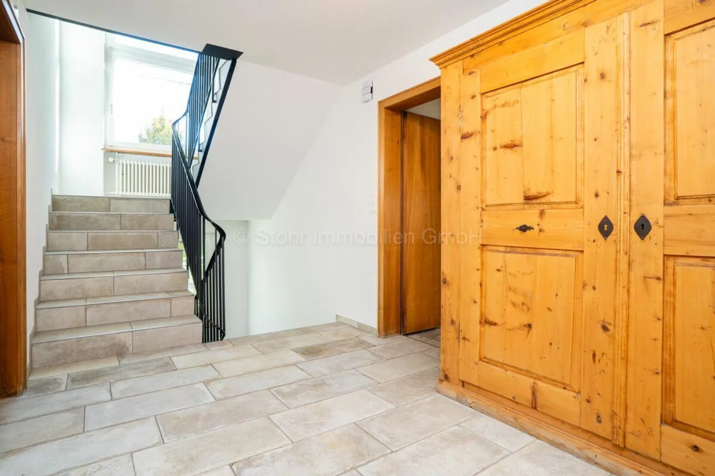 Ampia casa unifamiliare di 10,5 stanze in una posizione tranquilla a Effretikon - Foto 13 di 29