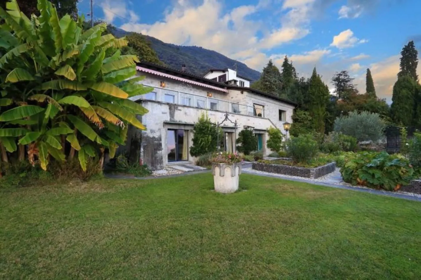 Beautiful Villa - Photo 6 of 6