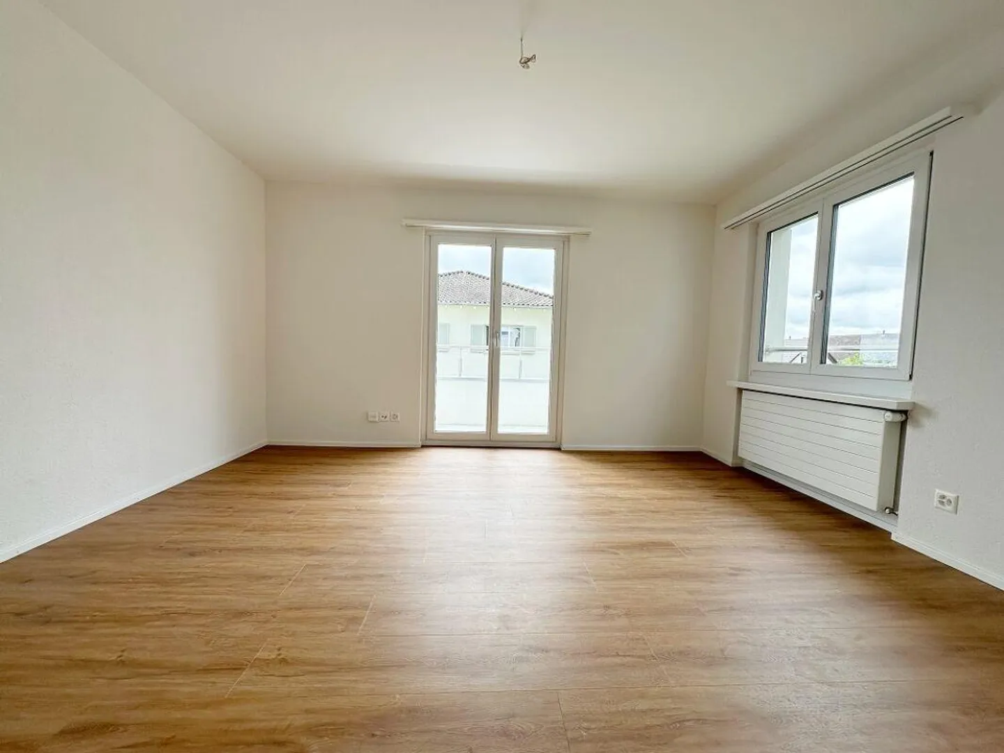 VIVERE NEL POPOLARE QUARTIERE BREITE - PRIMA AFFITTA DOPO RISTRUTTURAZIONE COMPLETA - Foto 2 di 10