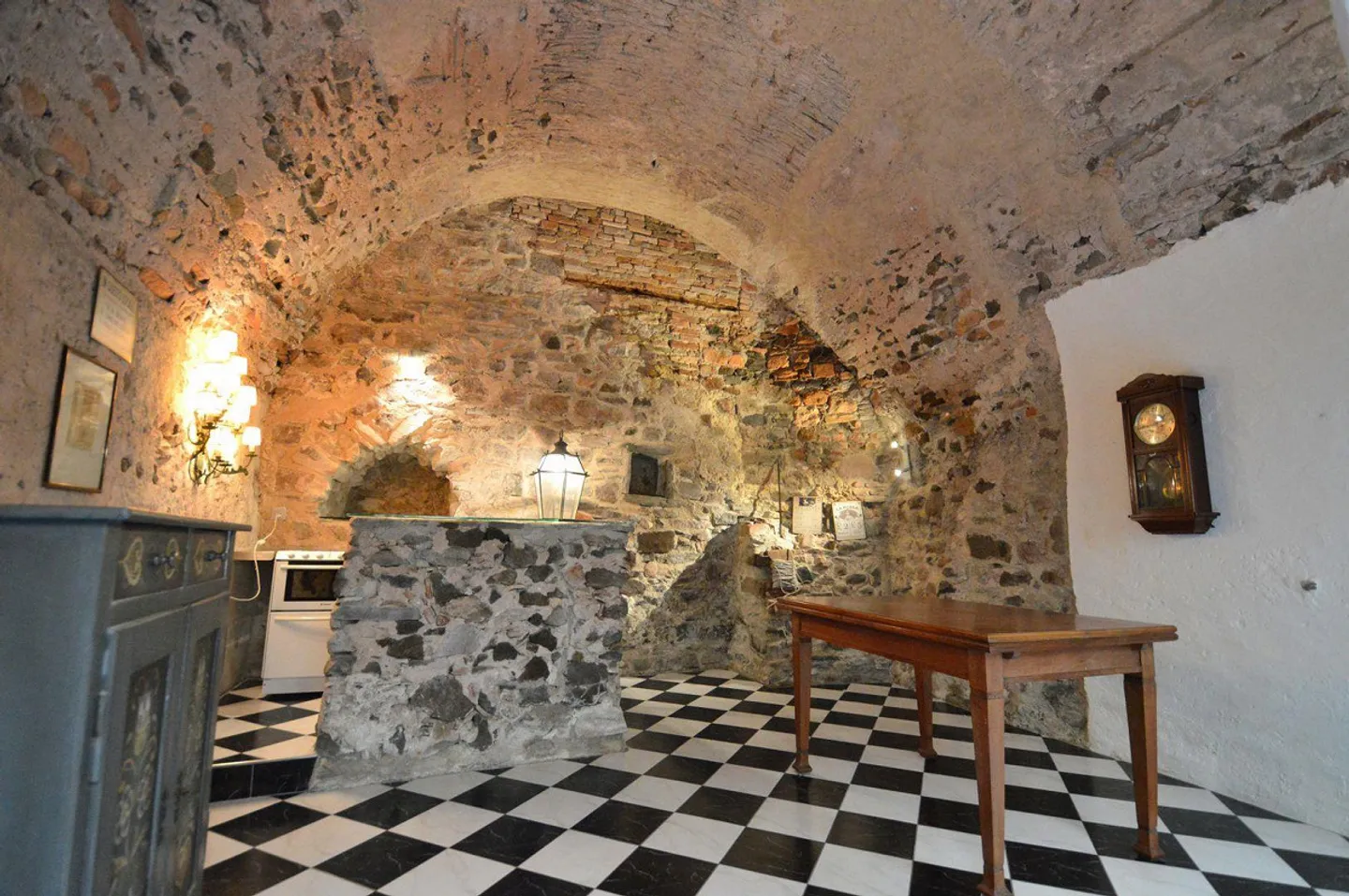 Casa di villaggio ristrutturata con stile nel centro storico di Morcote - Foto 14 di 16
