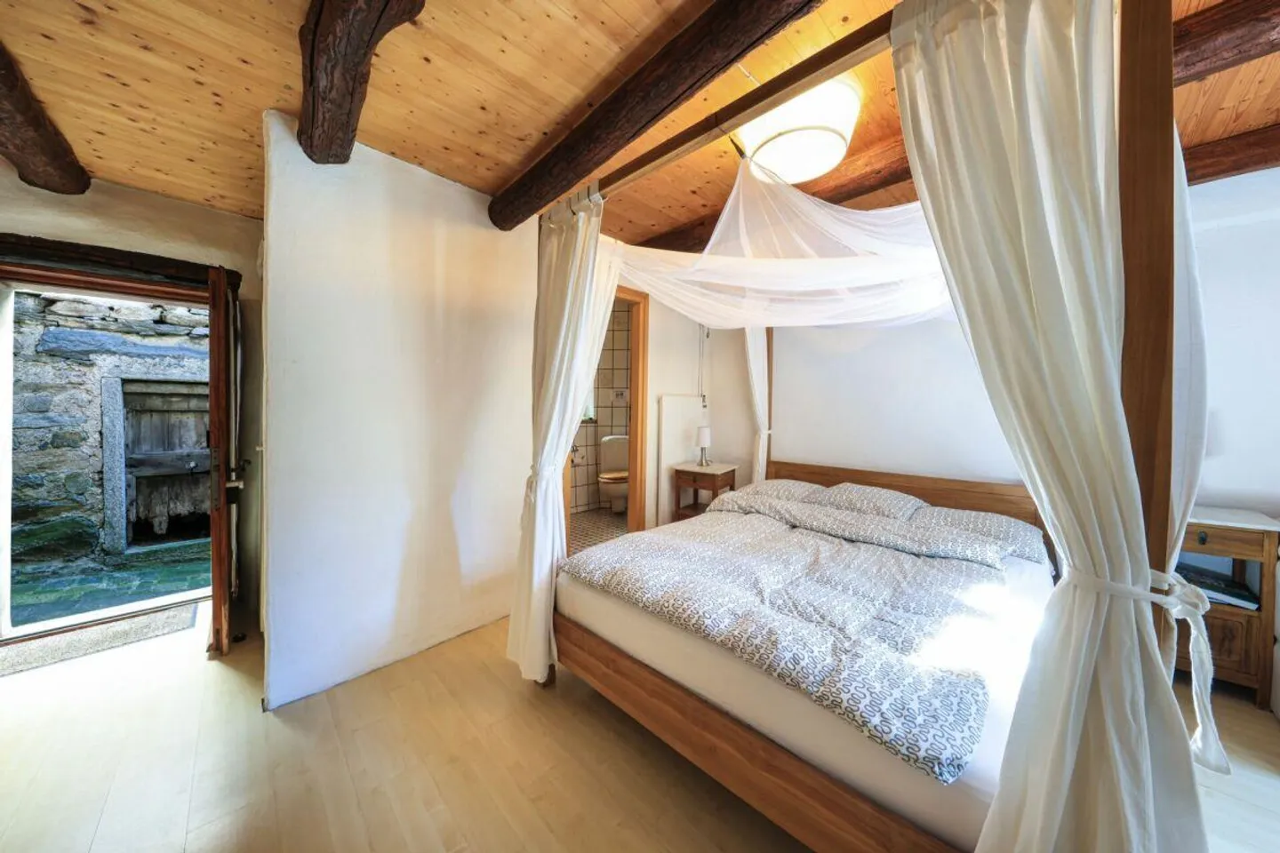 CORCAPOLO - Affascinante rustico con due appartamenti indipendenti - Foto 3 di 30