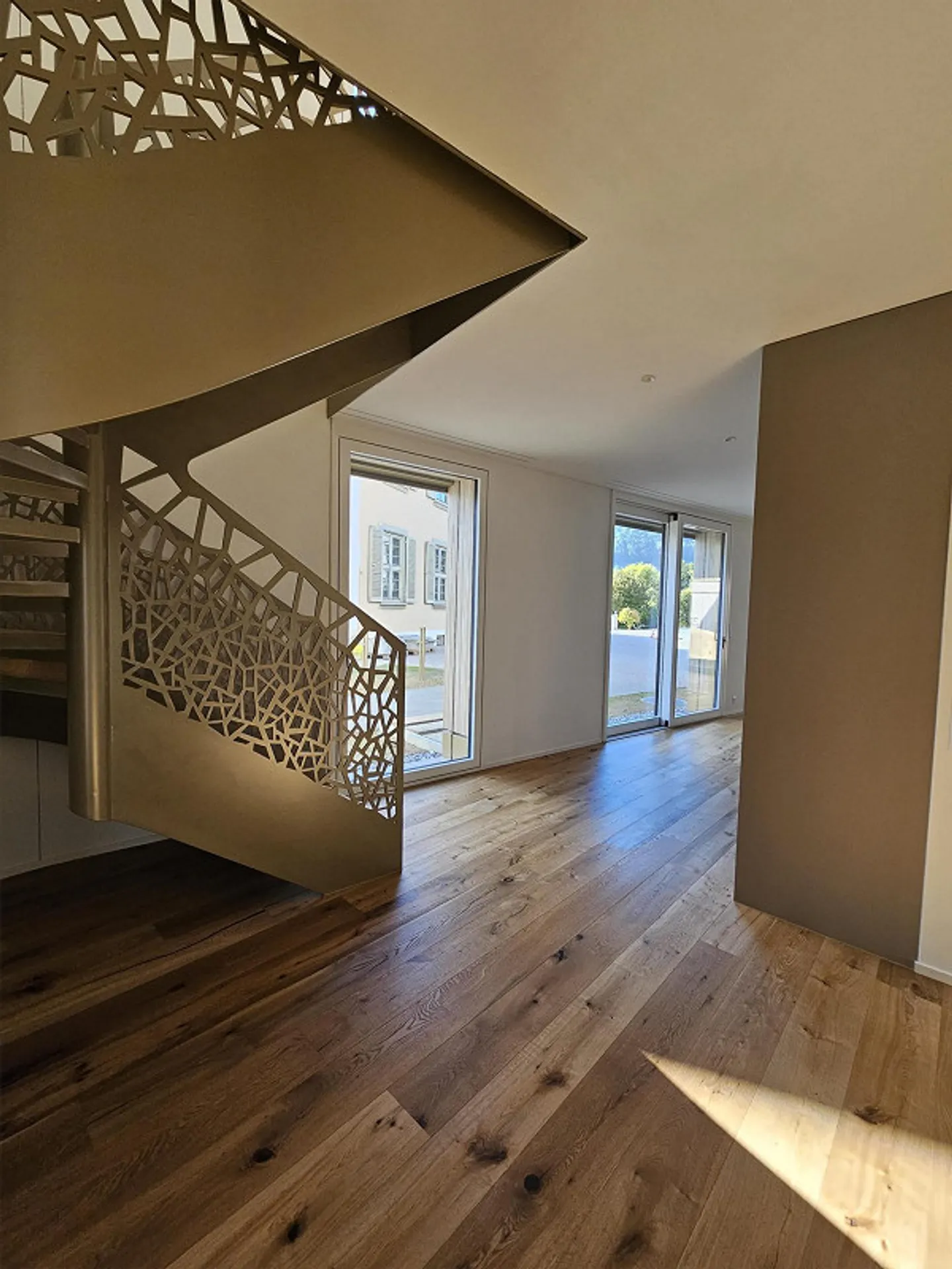 Unique 5/4 chambre appartement duplex - Photo 5 sur 8