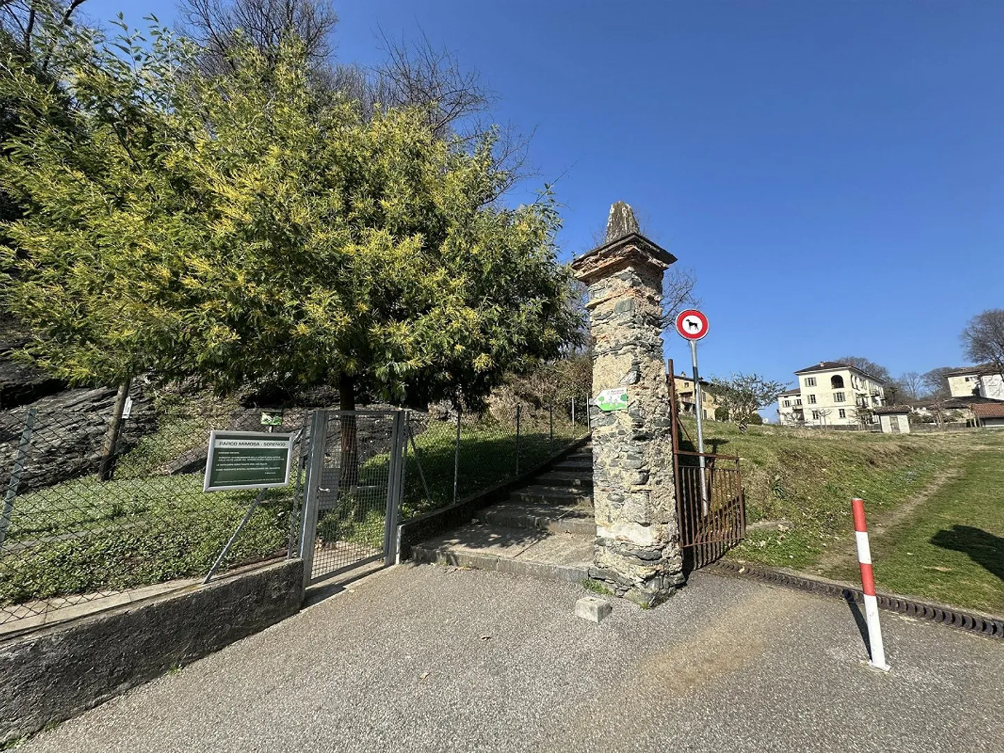 ZU VERMIETEN: DACHGESCHOSS MIT SICHTBAREN BEAMEN UND TERRASSE - Foto 7 von 9