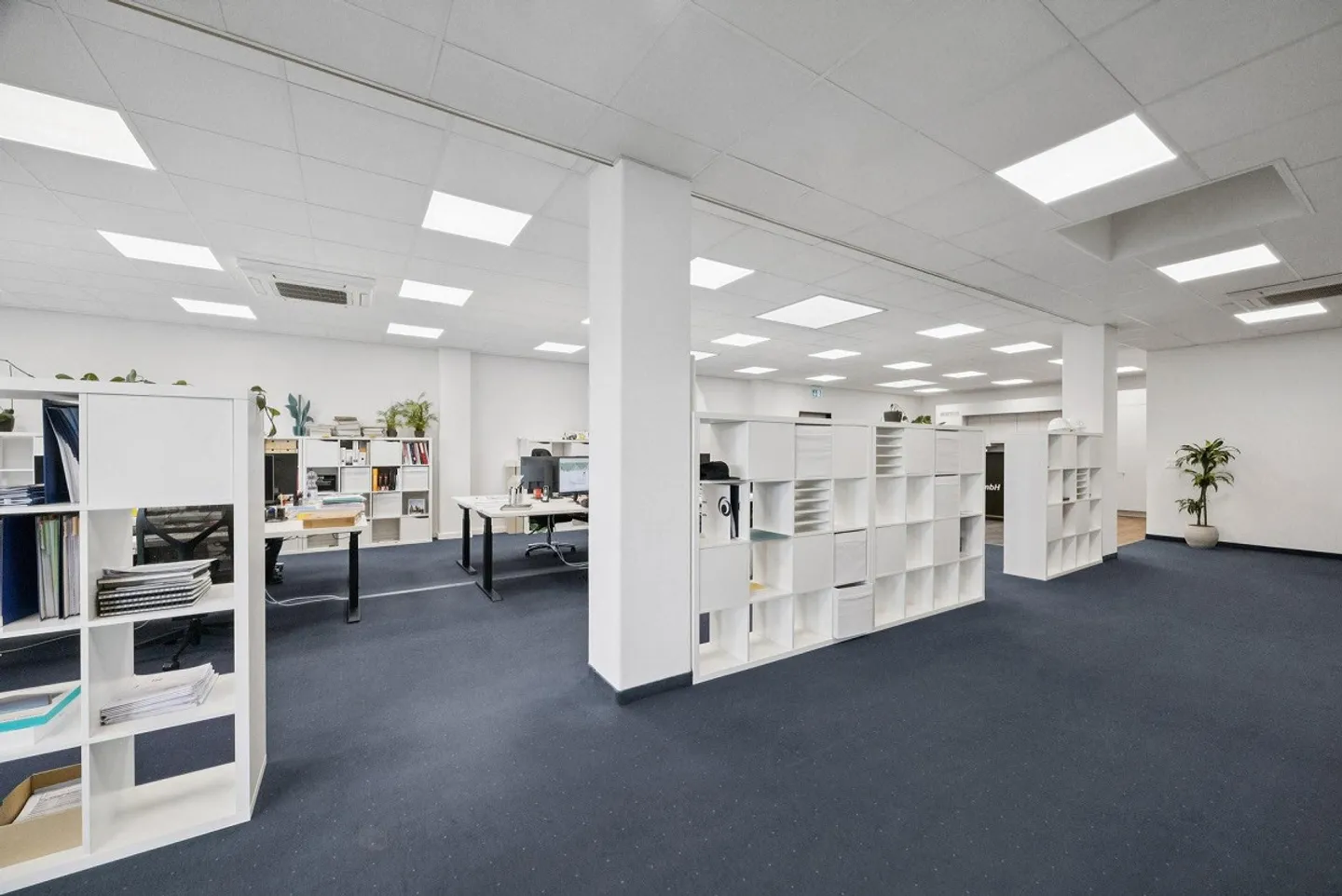 Spazio ufficio ampliato con accesso all'ascensore merci - Foto 2 di 10