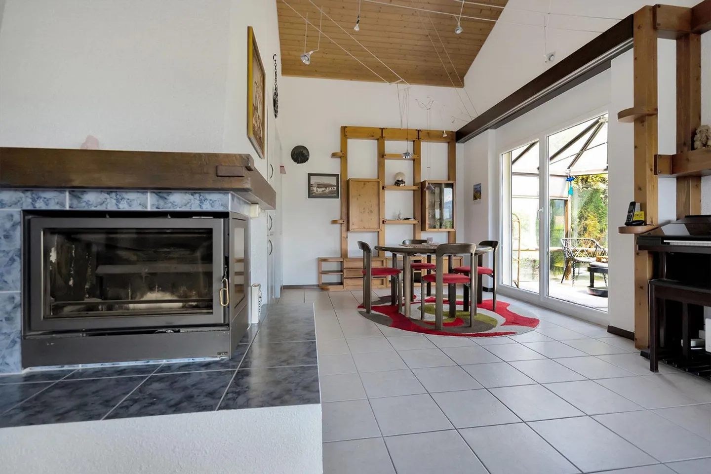Living experience with a view and garden idyll - Photo 11 of 13