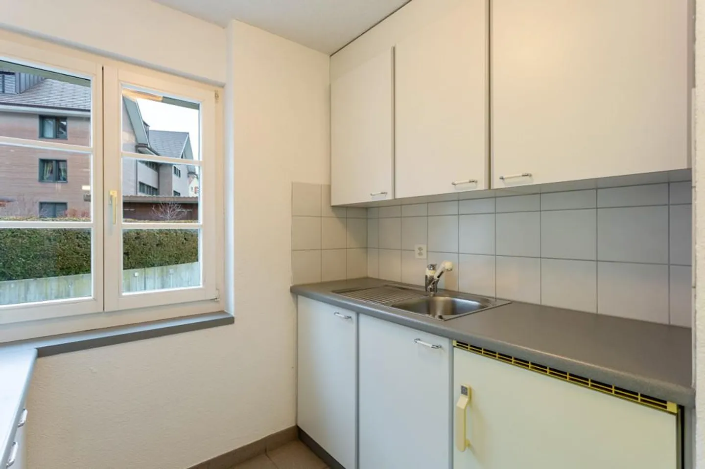 Attractive Office in Prime Location - Photo 7 of 9