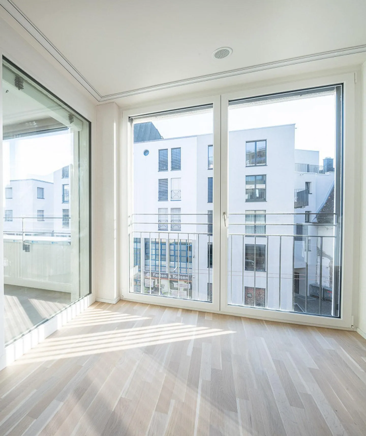 Moderne 2.5 Zimmerwohnung in Neuhausen! - Photo 10 sur 11