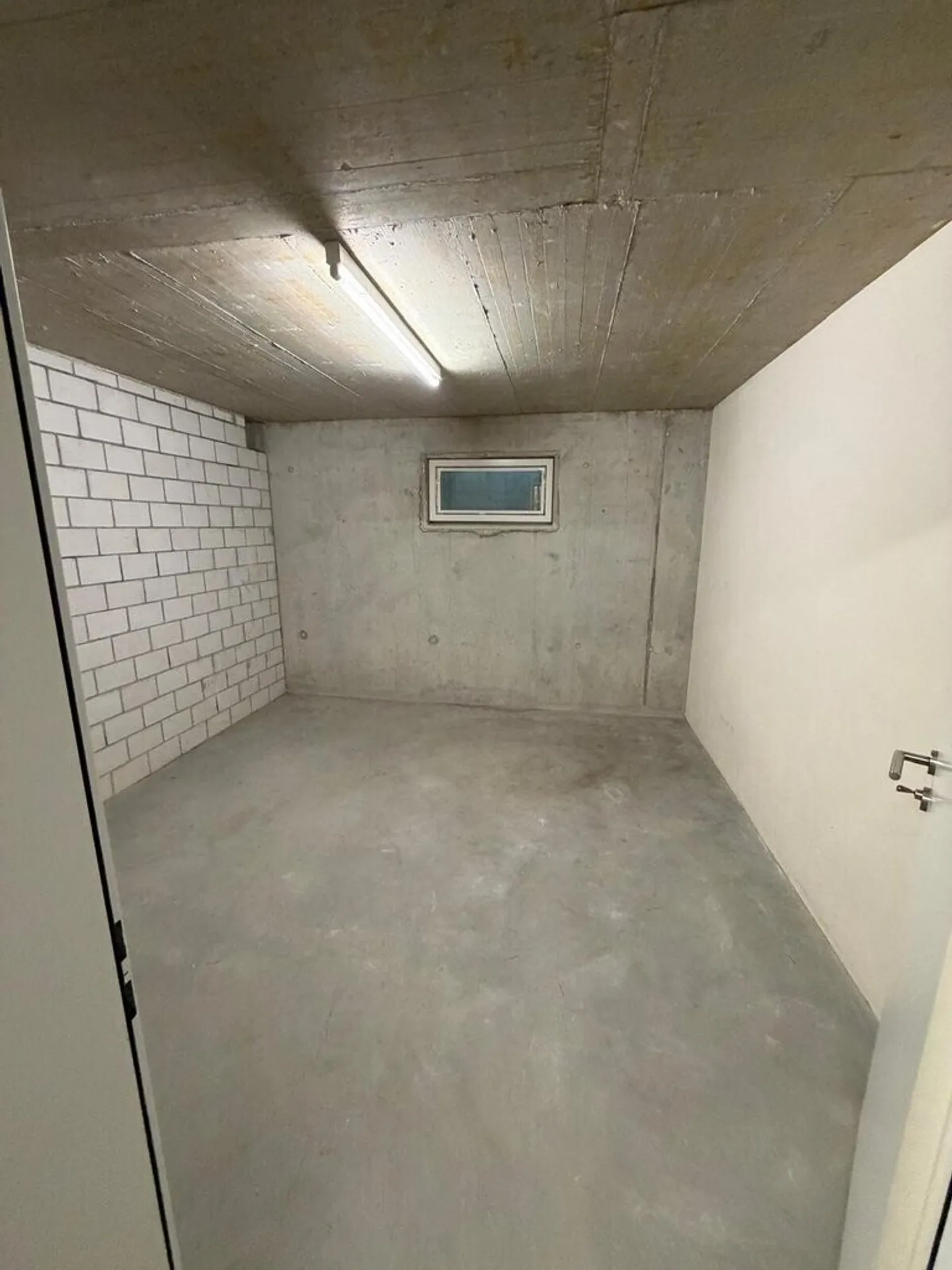 Your new hobby room - Photo 1 of 2