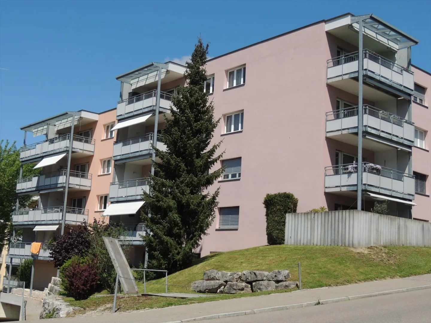 Motorradplatz in Uster zu vermieten - Foto 1 von 1