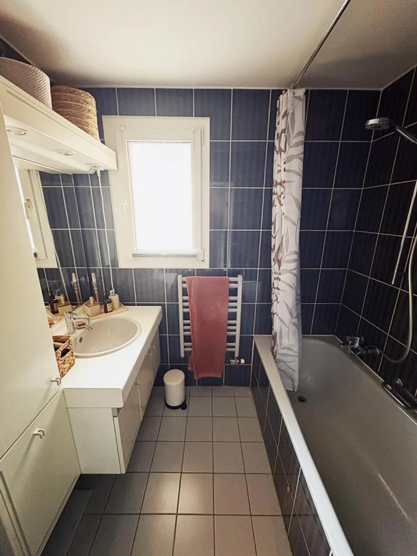 Grandvaux: pleasant 2.5 rooms with balcony - Photo 7 of 10