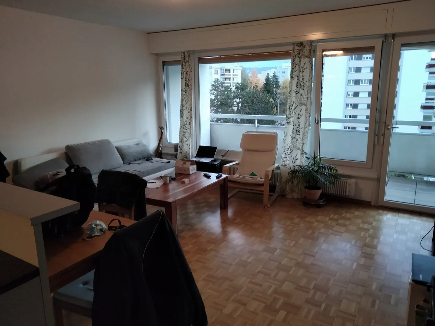 Komfortable 2,5-Zimmer-Wohnung mit Aussicht - Foto 2 von 4