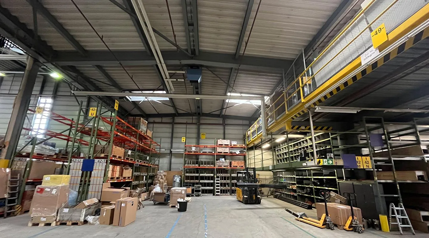 Solution de stockage fonctionnelle avec connexion logistique optimale - Photo 2 sur 7