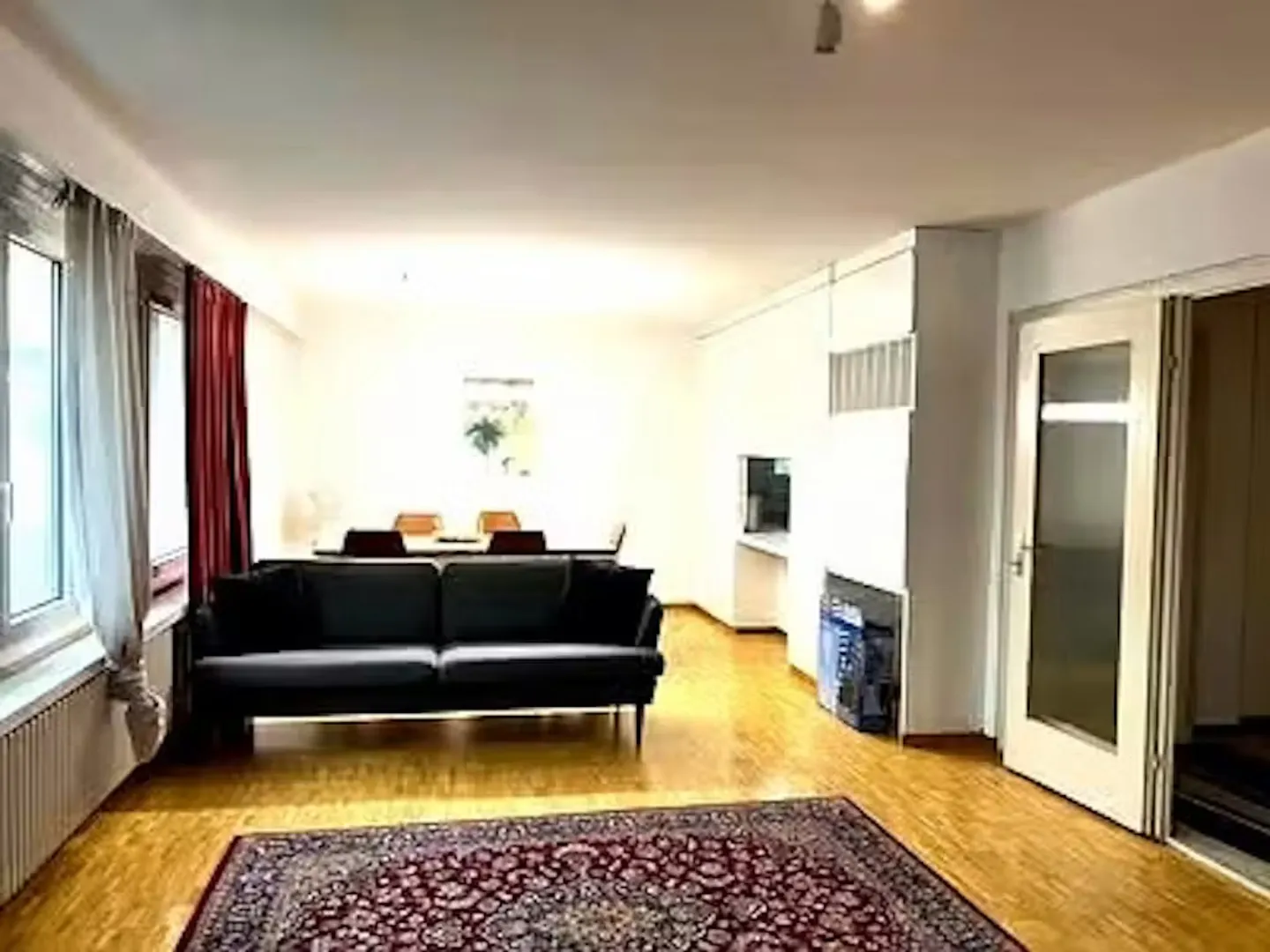 Charming Chalet in Dübendorf - Photo 2 of 10