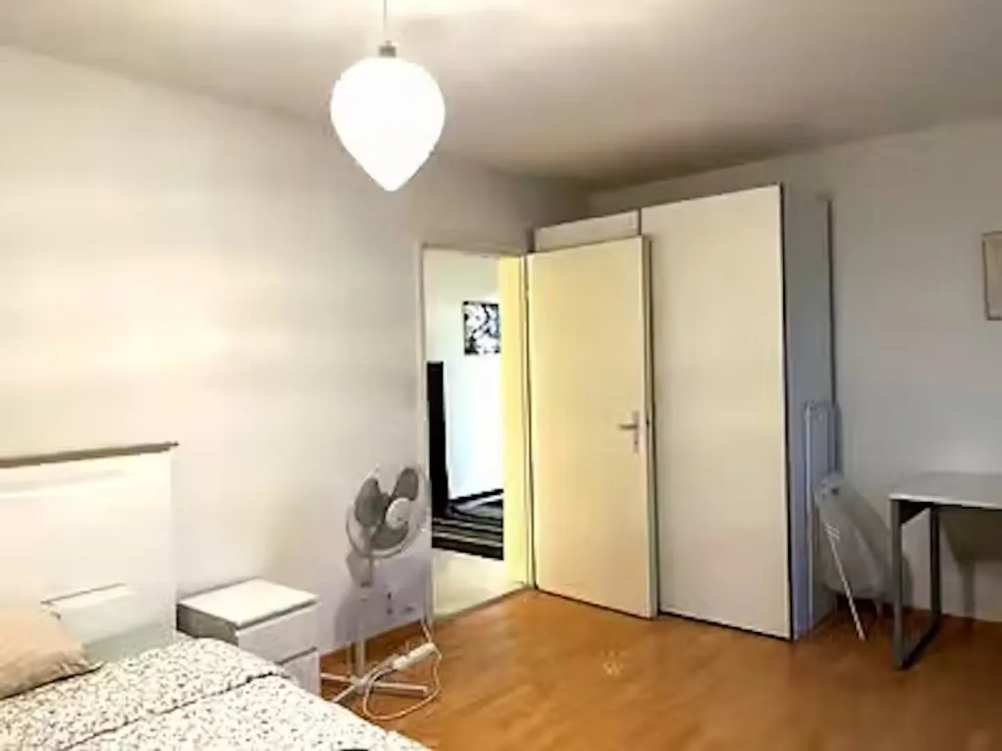Charming Chalet in Dübendorf - Photo 9 of 10