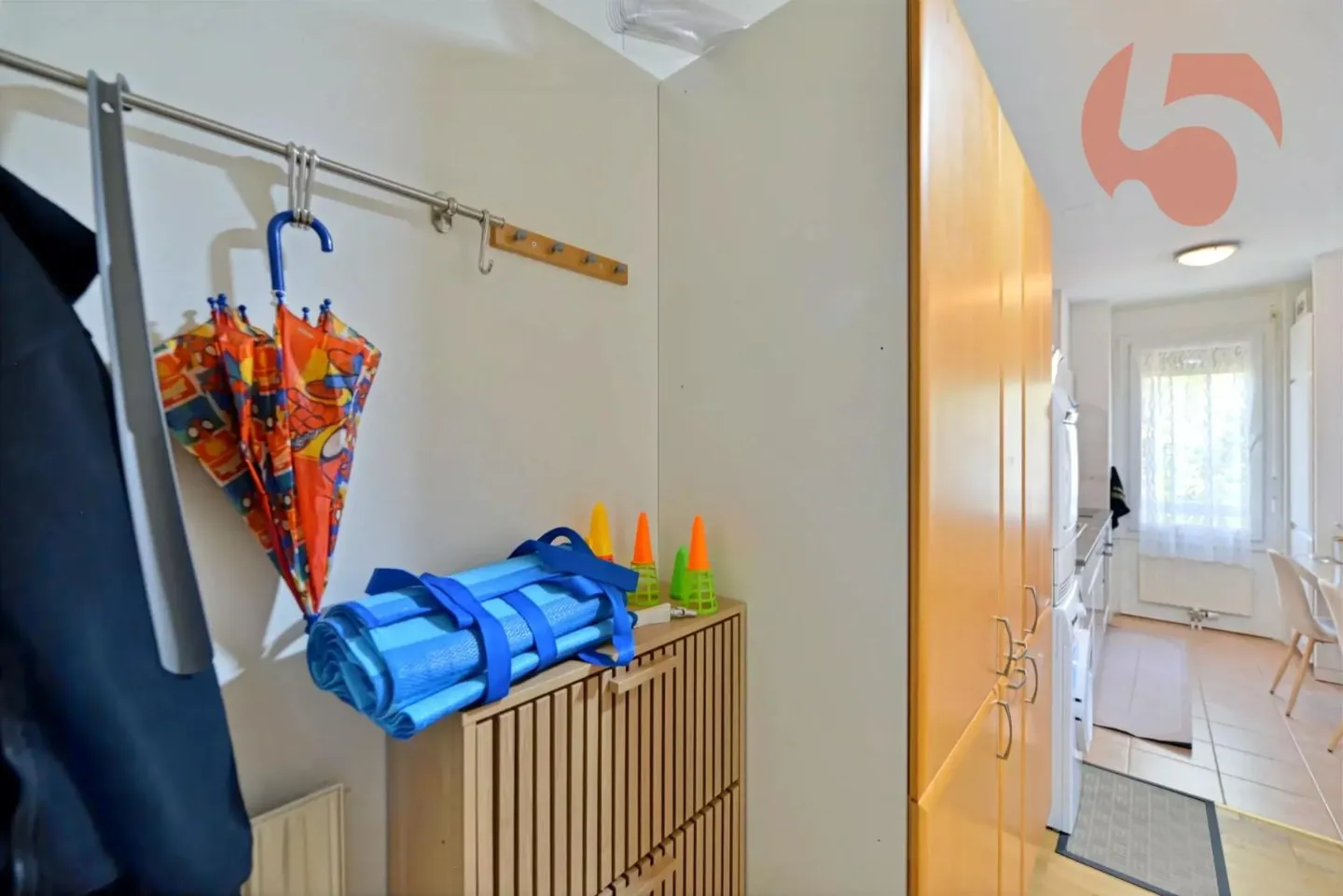 2.5 Rooms in Chailly-Montreux with Immediate Yield - Photo 2 of 12