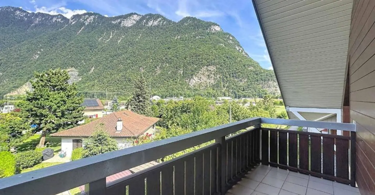 Geräumige 4,5-Zimmer-Wohnung von 137,7 m2 mit Mezzanin und überdachten Balkonen - Foto 5 von 10