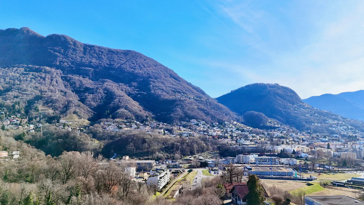 Modern Luxury Penthouse with Panoramic Terrace - Photo 26 of 26